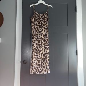 Silky cheetah dress